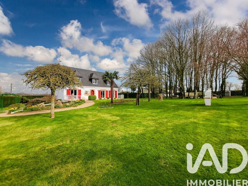 Maison - 209 m² - 6 pièces