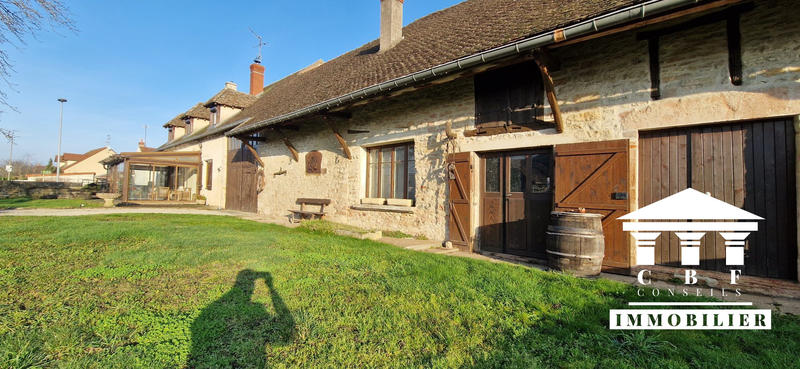 Maison - 194 m² - 10 pièces