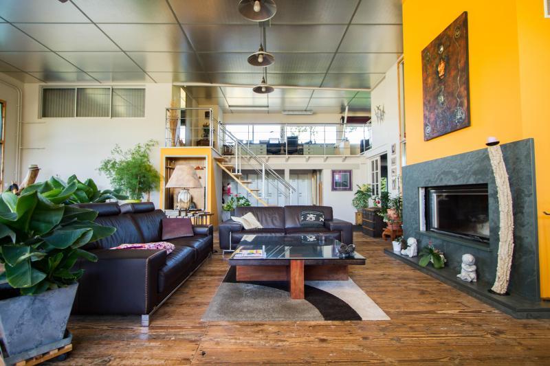 Maison - 242 m² - 8 pièces