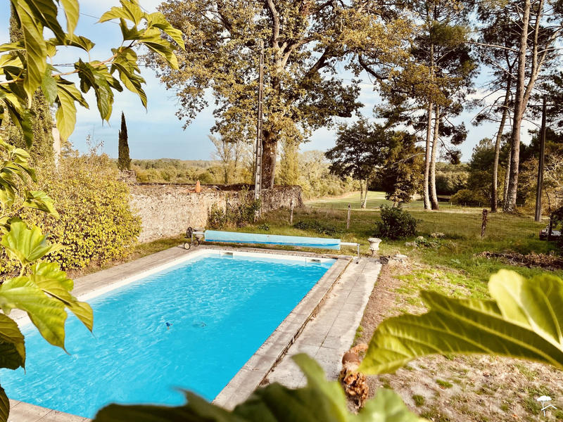 Maison - 180 m² - 7 pièces