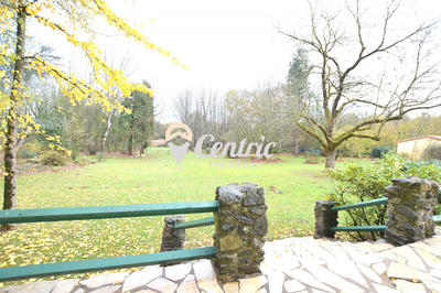 Maison - 144 m² - 5 pièces