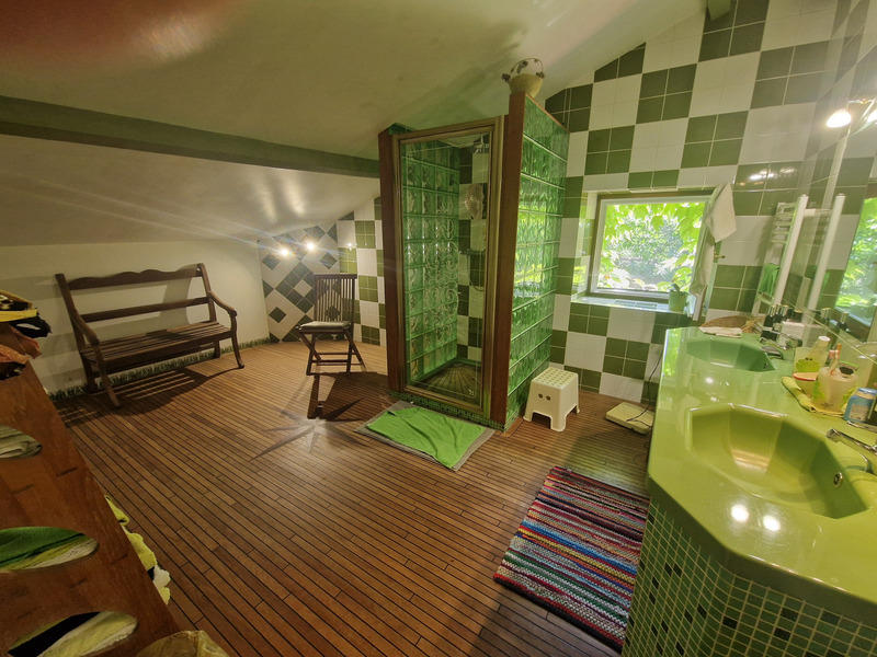 Maison - 195 m² - 6 pièces