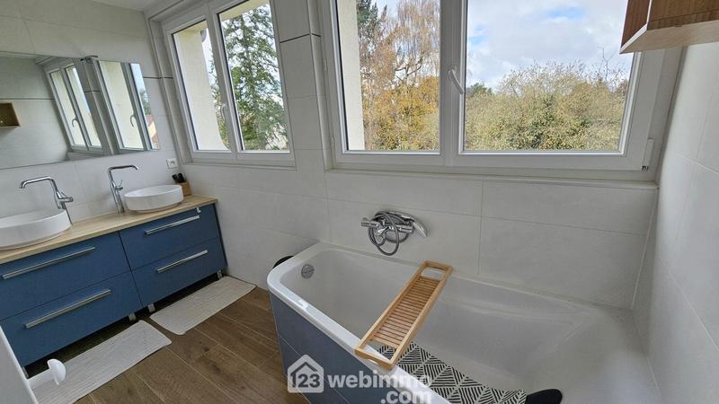 Maison - 145 m² - 6 pièces