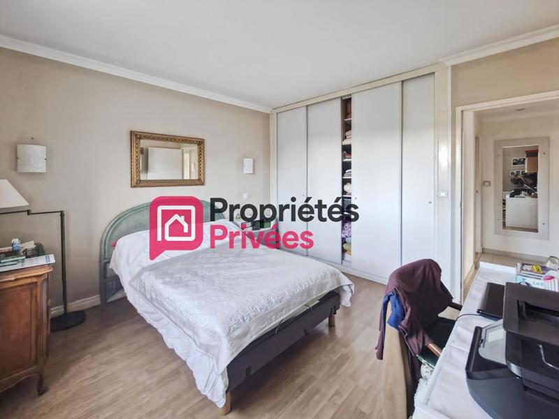 Maison - 170 m² - 7 pièces