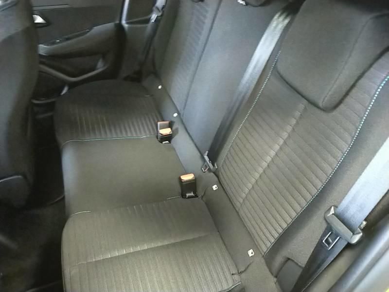 Peugeot 208 PureTech 100 s&amp;S Bvm6 Style