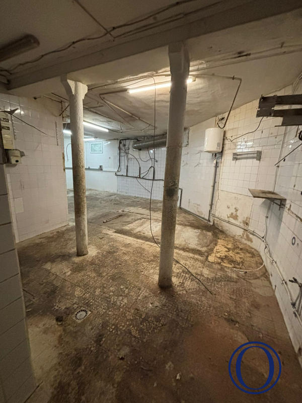 Local commercial - 135 m²