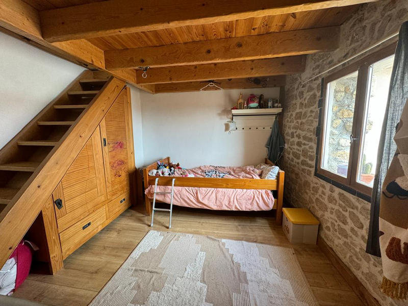 Maison - 90 m² - 6 pièces