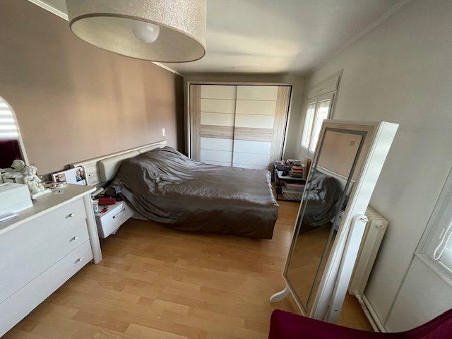 Maison - 87 m² - 5 pièces