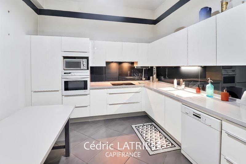 Maison bourgeoise - 272 m² - 11 pièces