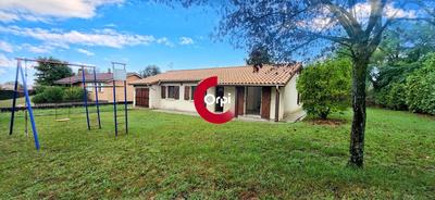 Maison - 92 m² - 4 pièces