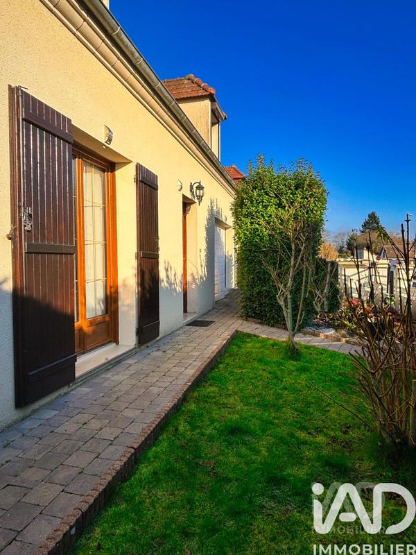 Maison - 110 m² - 4 pièces