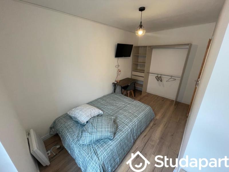 Chambre - 9 m² - 1 pièce