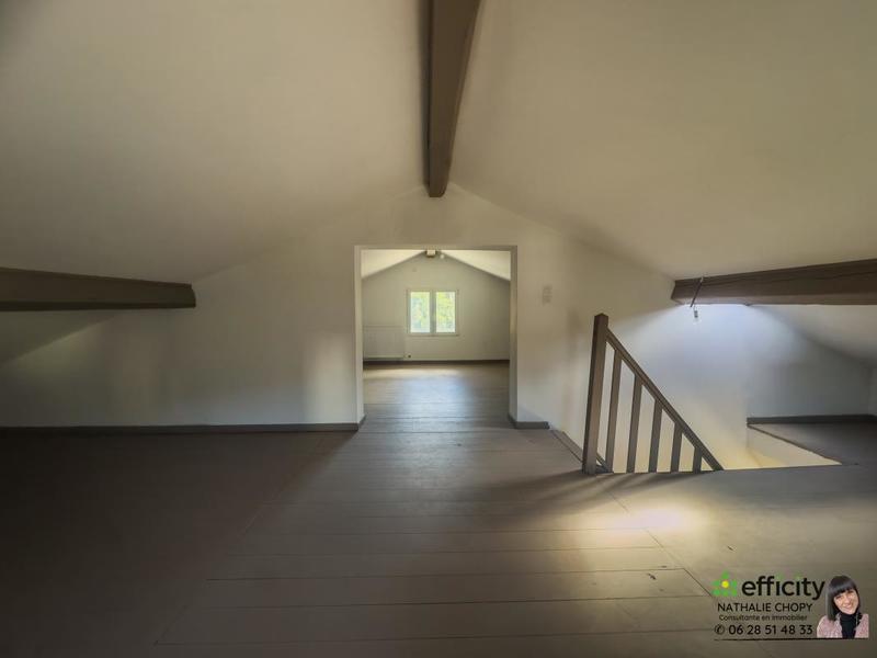 Maison - 250 m² - 12 pièces