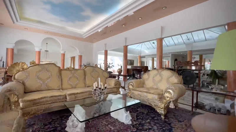 Villa - 665 m² - 10 pièces