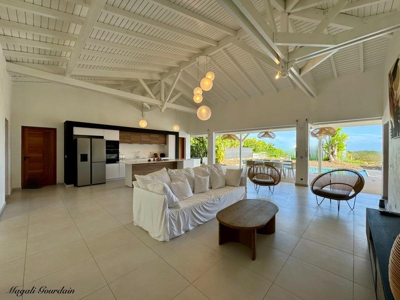 Propriété - 205 m² - 7 pièces