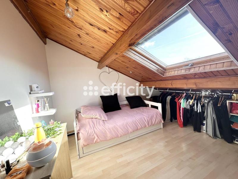 Maison - 135 m² - 7 pièces