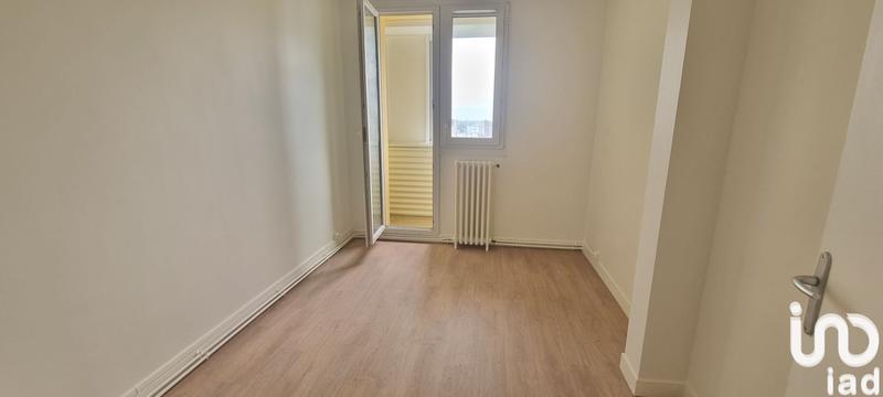 Appartement - 90 m² - 5 pièces
