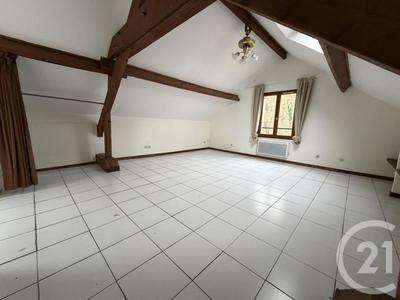 Studio - 25 m² - 1 pièce