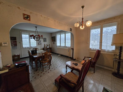 Maison - 128 m² - 6 pièces