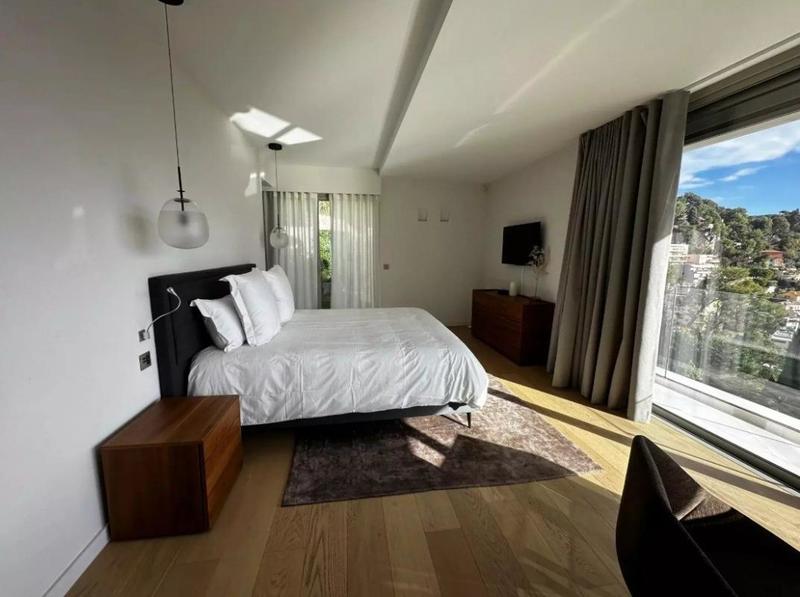 Villa - 360 m² - 7 pièces