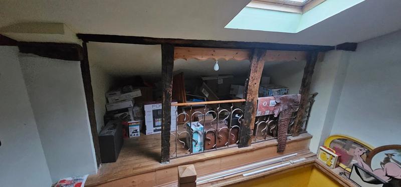 Maison - 208 m² - 6 pièces