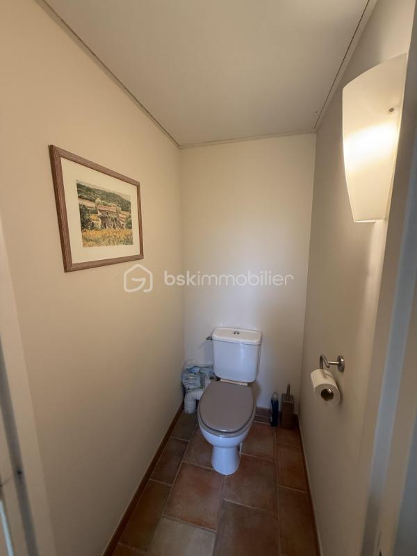 Maison traditionnelle - 131 m² - 6 pièces