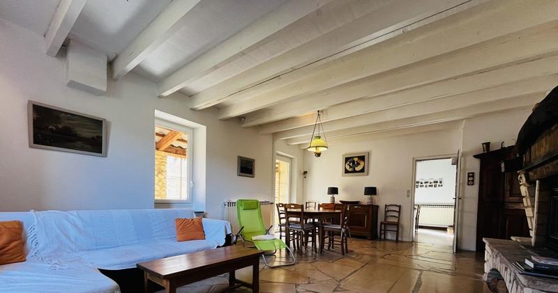 Maison - 100 m² - 4 pièces