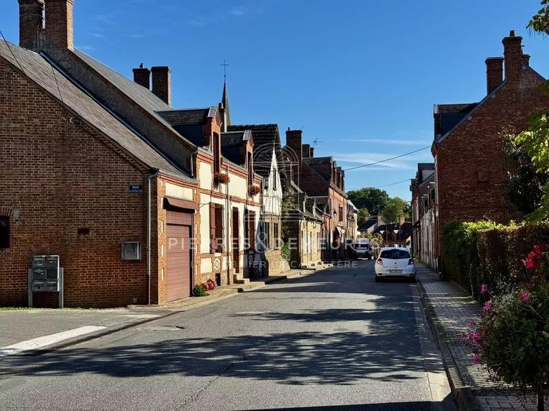 Maison de village - 231 m² - 7 pièces