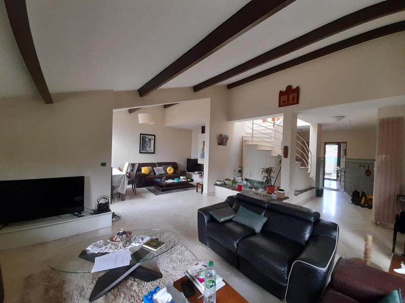 Maison - 155 m² - 6 pièces