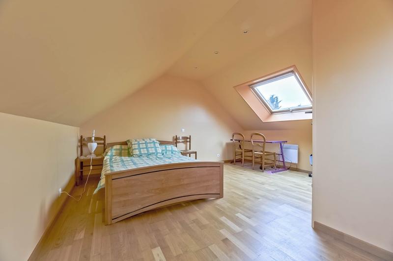 Maison - 81 m² - 5 pièces