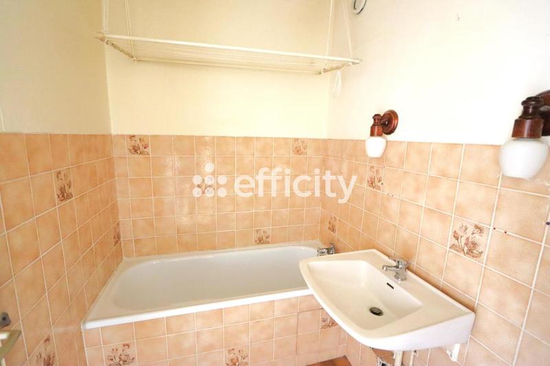 Appartement ancien - 91 m² - 5 pièces