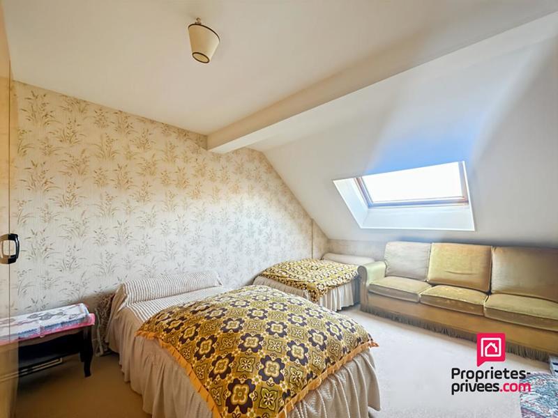 Maison - 104 m² - 5 pièces