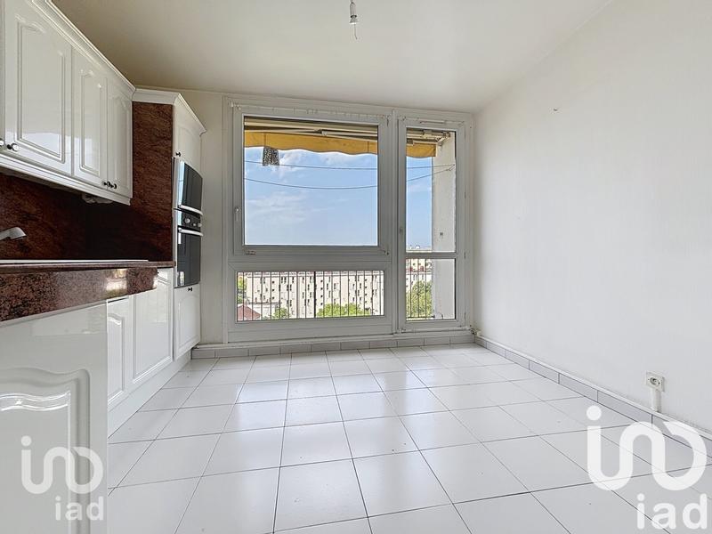 Appartement - 100 m² - 5 pièces