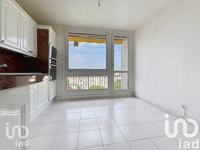 Appartement - 100 m² - 5 pièces