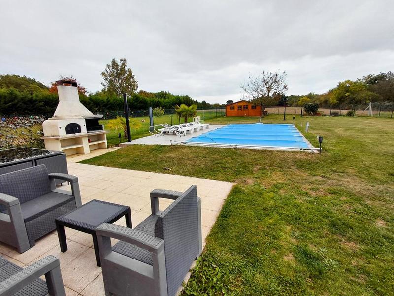 Maison - 90 m² - 4 pièces