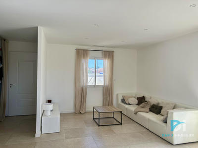 Maison - 98 m² - 4 pièces