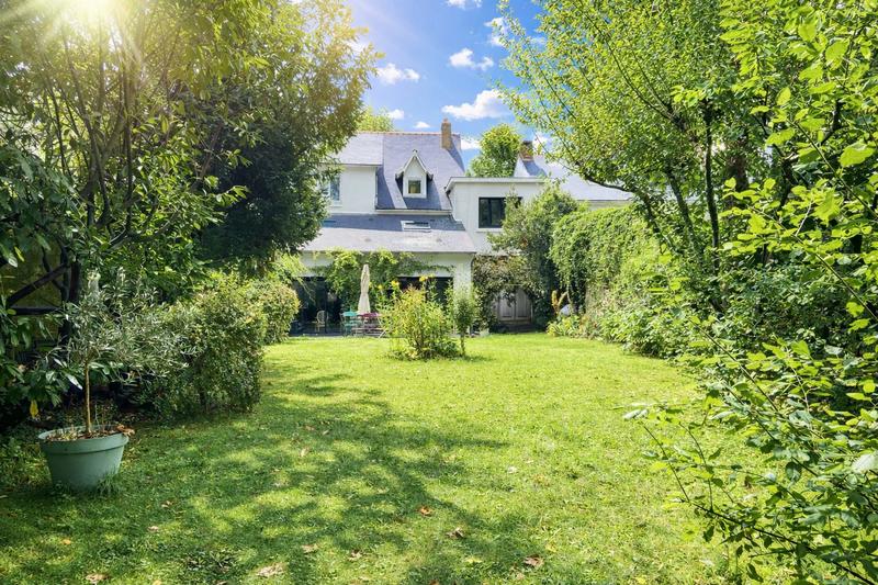 Maison ancienne - 198 m² - 9 pièces