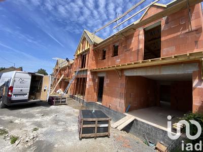 Maison - 140 m² - 8 pièces