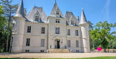 Manoir - 1 500 m² - 25 pièces