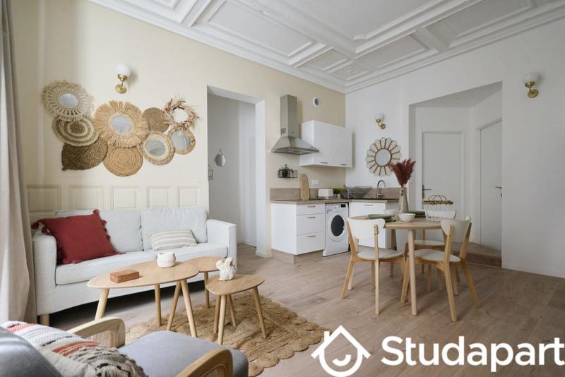 Chambre - 11 m² - 1 pièce