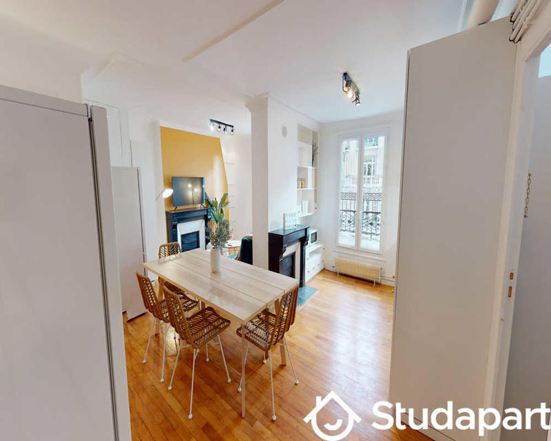 Chambre - 160 m² - 1 pièce