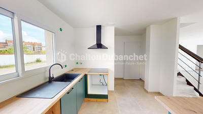 Maison - 97 m² - 4 pièces