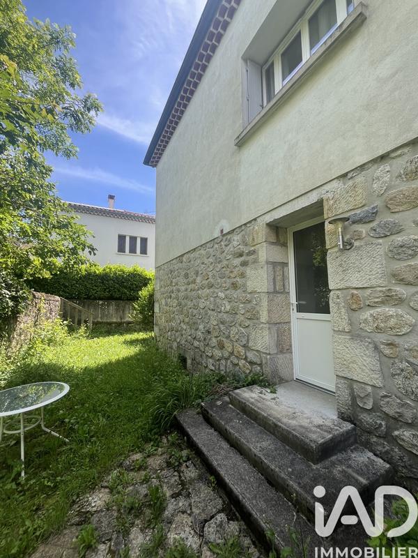 Maison - 185 m² - 7 pièces