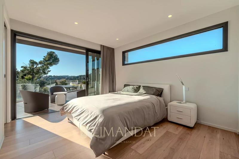 Villa - 275 m² - 7 pièces