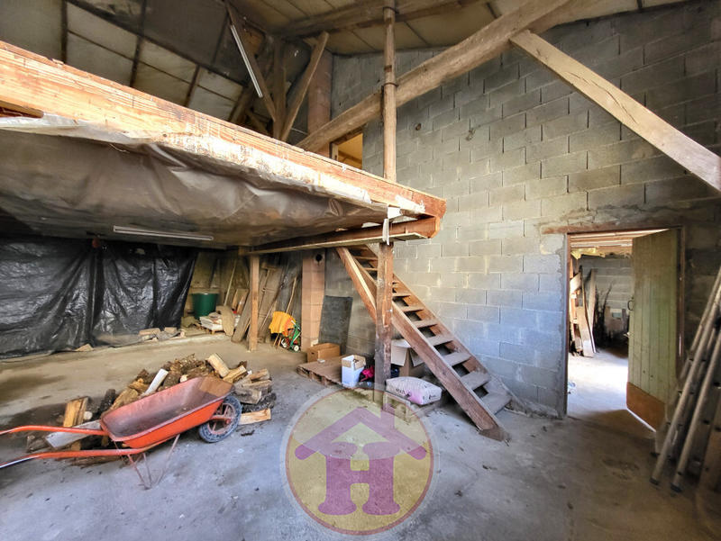 Maison - 145 m² - 8 pièces