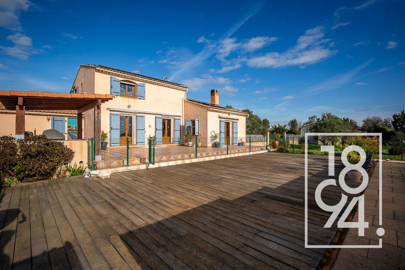 Maison - 189 m² - 5 pièces