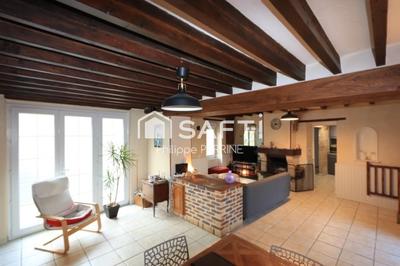 Maison - 198 m² - 9 pièces