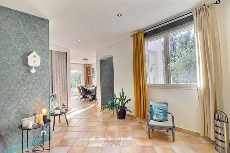 Maison - 122 m² - 5 pièces