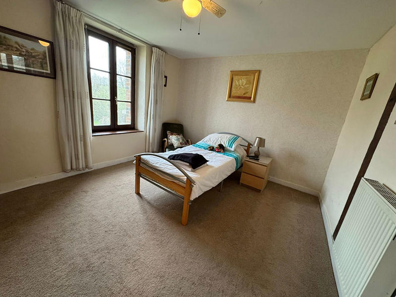 Maison - 194 m² - 7 pièces