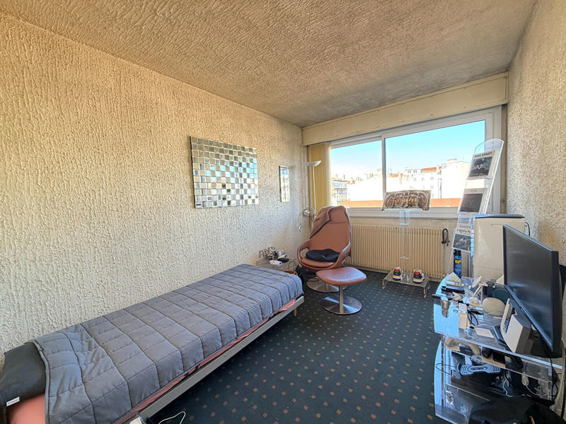 Appartement - 136 m² - 6 pièces